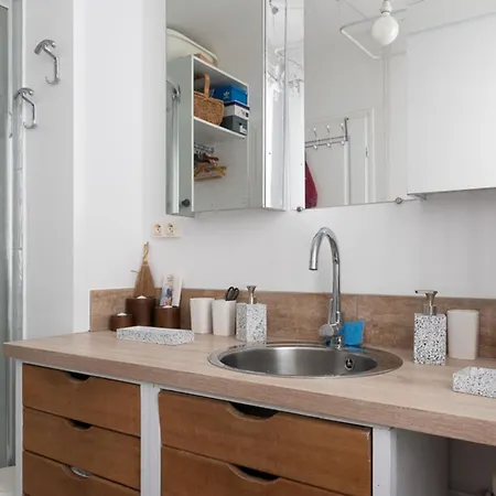 Charming Just Steps From The Pantheon *