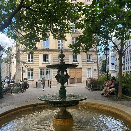 Charming Just Steps From The Pantheon * Parigi